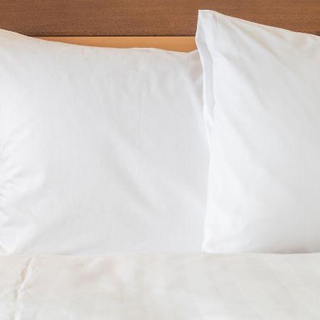 Holiday Inn Express Hotel & Suites Oshkosh - State Route 41 By Ihg Dış mekan fotoğraf