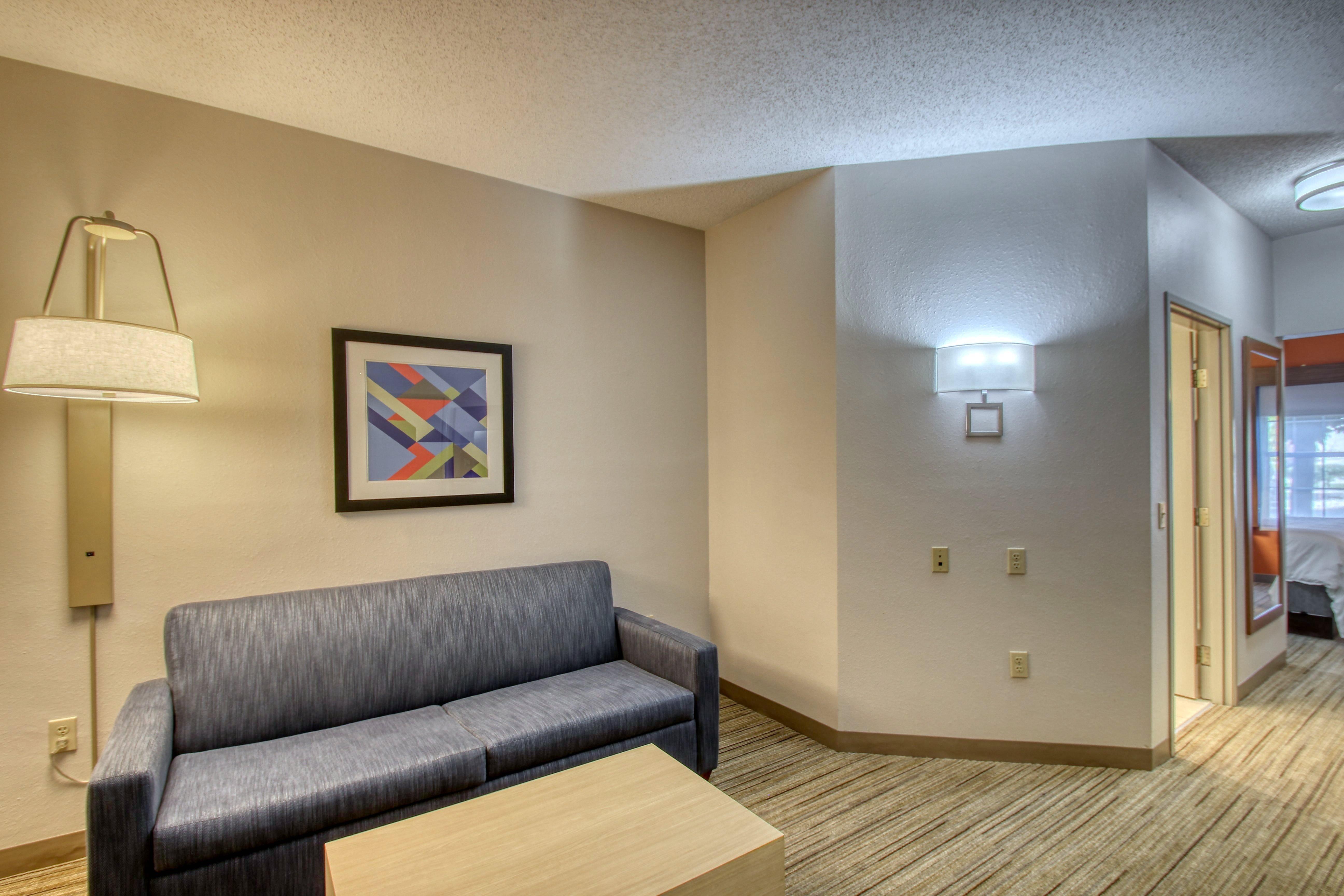 Holiday Inn Express Hotel & Suites Oshkosh - State Route 41 By Ihg Dış mekan fotoğraf
